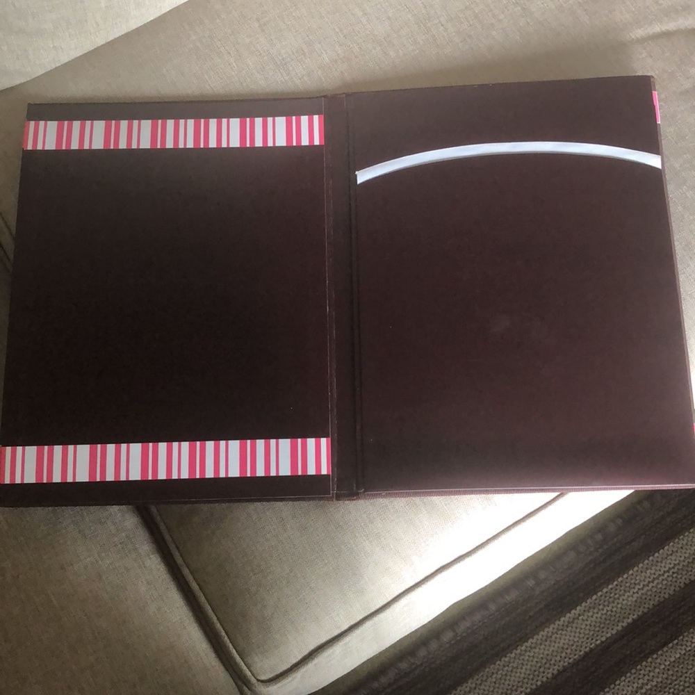 Notebook / Planner. H - Picture 2 of 3